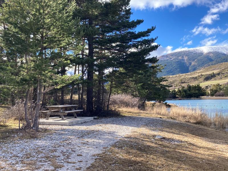 découvrez les bienfaits du pique-nique en pleine nature : une expérience de détente, un moment de partage en famille ou entre amis, et une immersion revitalisante dans l'environnement. apprenez comment cette activité simple peut améliorer votre bien-être physique et mental, tout en vous reconnectant à la beauté des paysages naturels.