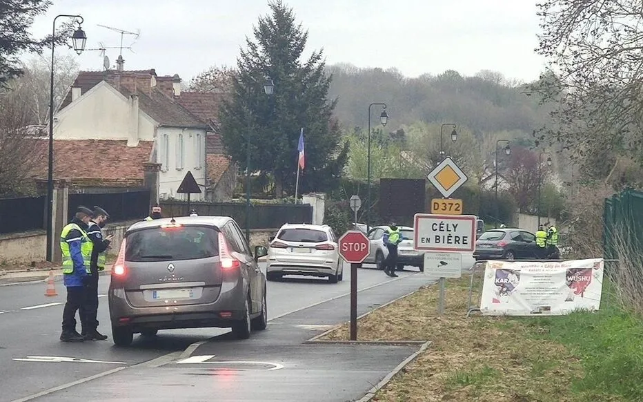 découvrez cély, une expérience unique alliant élégance et modernité. explorez nos services innovants et laissez-vous séduire par notre savoir-faire hors pair. idéal pour ceux qui recherchent l'excellence.