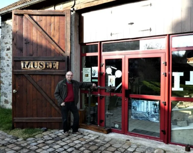 découvrez les magnifiques trésors de tousson, un village empreint d'histoire et de charme. explorez ses sites cachés, sa culture riche et ses paysages pittoresques qui font de ce lieu une véritable pépite à ne pas manquer.