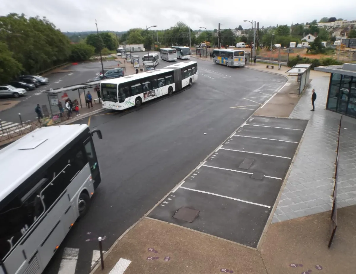 découvrez les enjeux et les débats autour de l'opposition au projet de gare à fontainebleau. informez-vous sur les impacts potentiels sur l'environnement, le patrimoine et la vie locale, ainsi que sur les mobilisations citoyennes qui s'organisent pour défendre les intérêts de la communauté.