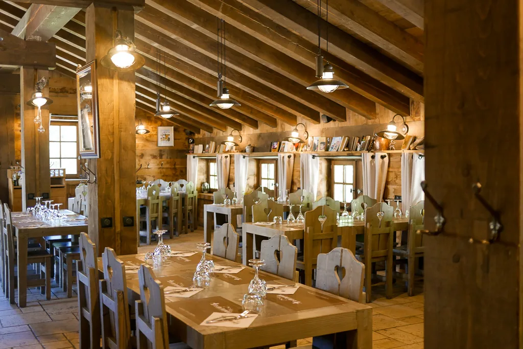découvrez notre sélection des meilleurs restaurants à explorer, offrant des expériences culinaires uniques et des saveurs raffinées. parfait pour les gourmets en quête de nouvelles aventures gastronomiques.