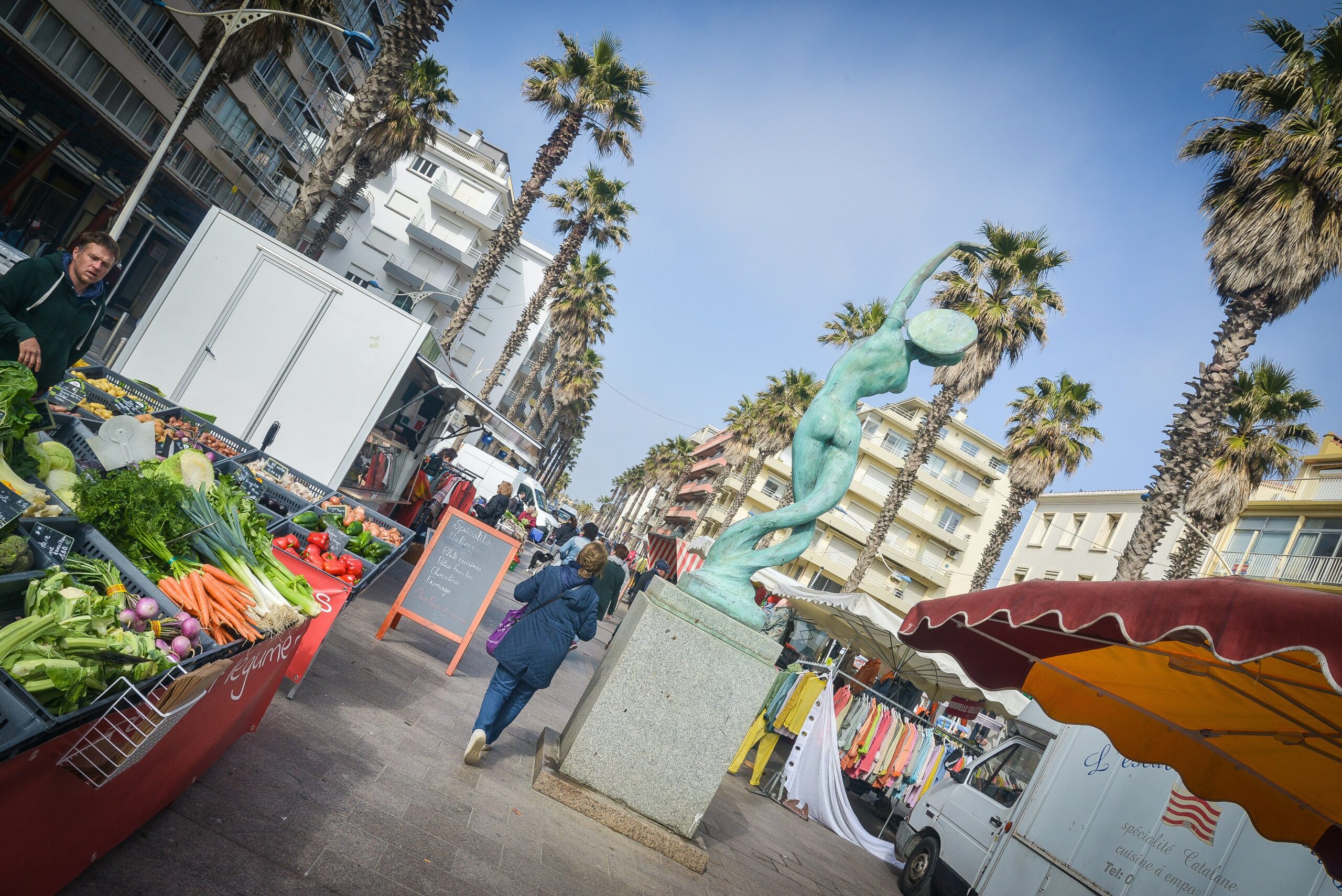 découvrez les horaires des marchés de paris pour les dates du 16 et 17 novembre 2024. ne manquez pas l'occasion de profiter des produits locaux et de l'ambiance conviviale de ces événements incontournables.
