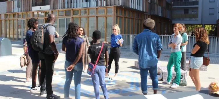 découvrez le marché nocturne de chelles : une expérience unique où saveurs locales, artisanat et animations vous attendent sous les étoiles. parfait pour un moment convivial en famille ou entre amis !