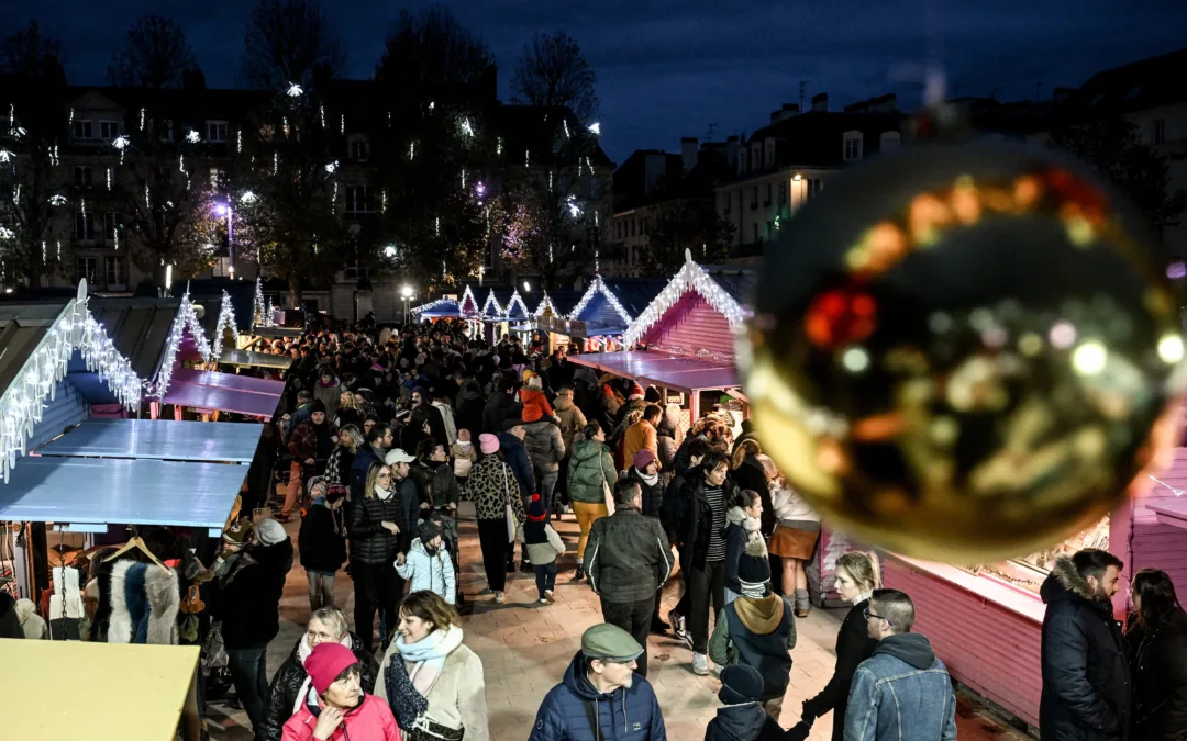 découvrez les patinoires de noël en île-de-france en 2024 ! plongez dans l'ambiance festive et profitez d'une expérience inoubliable, entre glisse et magie des fêtes. trouvez la patinoire idéale près de chez vous et partagez des moments chaleureux en famille ou entre amis.