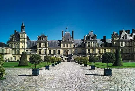 découvrez comment l'engagement des habitants de fontainebleau façonne la vie de la ville, renforce les liens communautaires et contribue à des projets locaux innovants. rejoignez le mouvement pour un avenir participatif et solidaire.