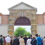 Porche historique du Mur de Ferrare