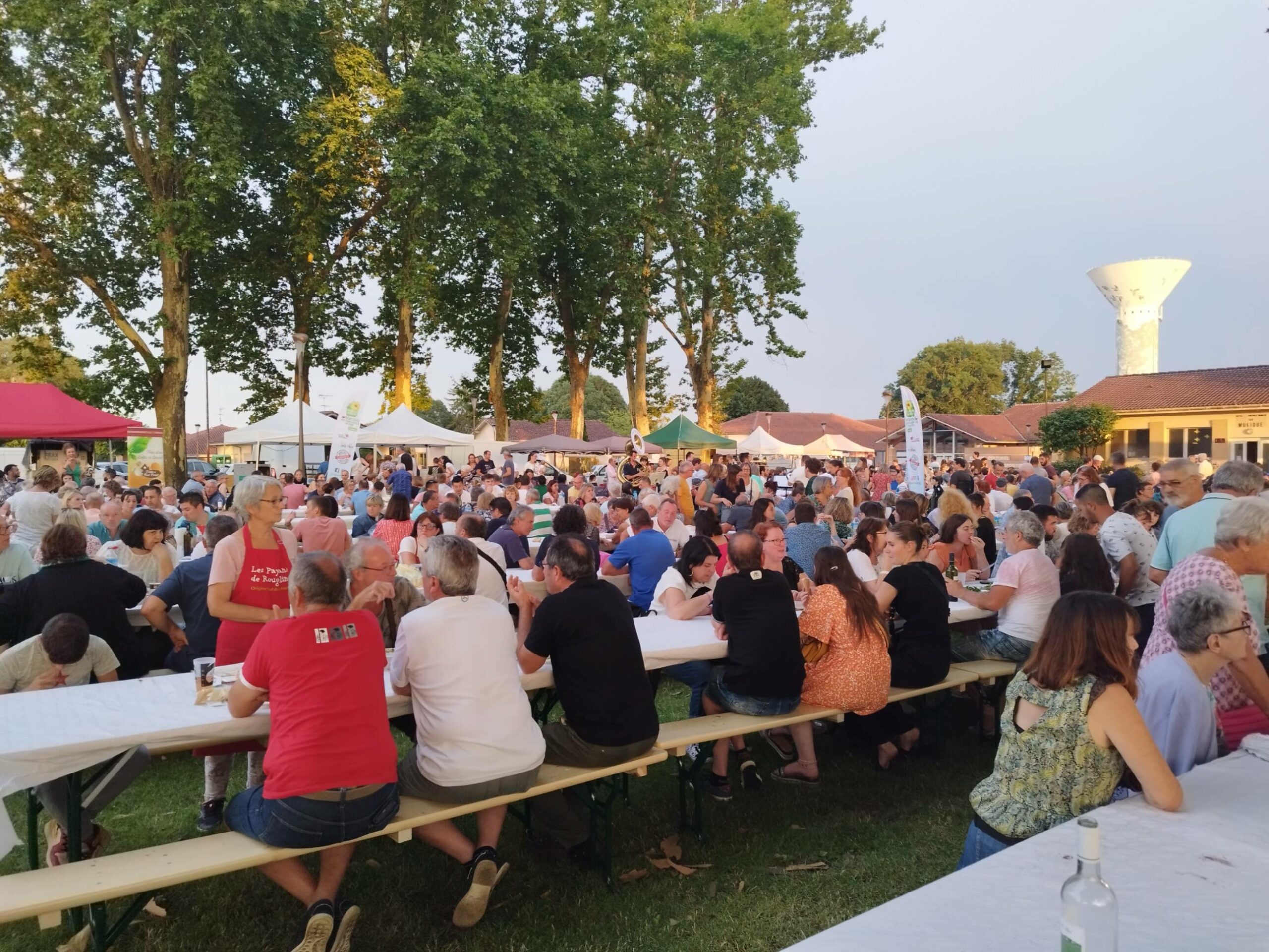 découvrez le marché des gourmets 2024, un événement incontournable pour les passionnés de gastronomie. plongez dans un univers de saveurs raffinées, de produits artisanaux et de délices culinaires issus des meilleurs producteurs. ne manquez pas cette occasion unique de rencontrer des chefs, déguster des mets d'exception et partager votre amour pour la bonne cuisine.