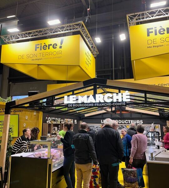 découvrez le marché des gourmets 2024, un événement incontournable pour les passionnés de gastronomie. savourez des délices culinaires, rencontrez des chefs renommés et explorez des produits artisanaux uniques. ne manquez pas cette célébration des saveurs et de la créativité culinaire !