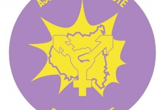 rejoignez la marche nocturne féministe à paris, un événement engagé pour la sécurité et les droits des femmes. ensemble, faisons entendre nos voix dans les rues de la capitale et affirmons notre droit à l'espace public, quelles que soient les heures, dans une ambiance festive et solidaire.