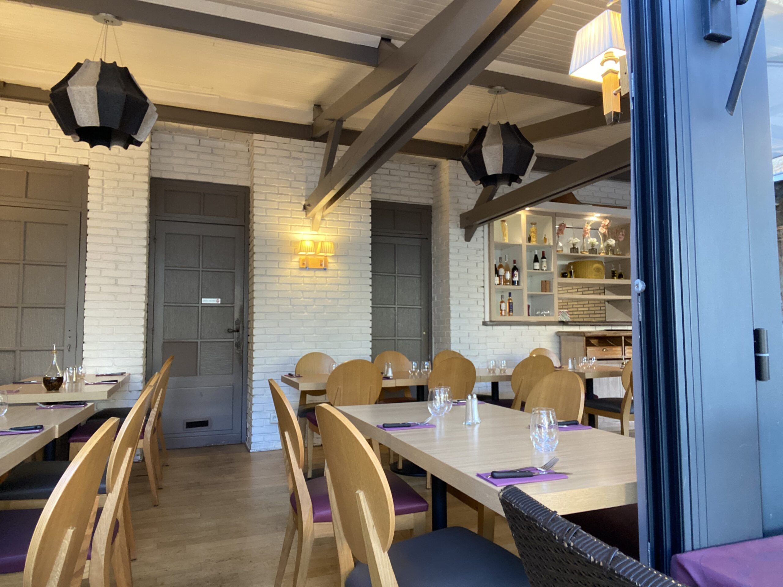 découvrez papylles à bois-le-roi, votre espace bien-être dédié à la détente et à l'évasion. profitez de nos soins relaxants, massages apaisants et ateliers de développement personnel. offrez-vous une pause ressourçante dans un cadre chaleureux et convivial.