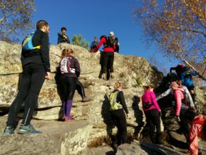 découvrez le circuit des 25 bosses, une randonnée emblématique près de paris, offrant des paysages variés et des défis stimulants pour les randonneurs de tous niveaux. profitez de cette aventure en pleine nature, à seulement quelques pas de la capitale française.