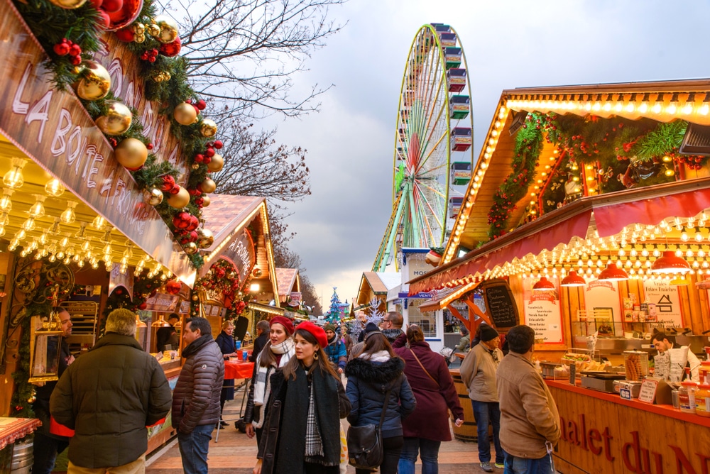 découvrez les derniers instants du marché de noël des tuileries avec sa fête foraine gourmande, une ambiance chaleureuse et des délices de saison à ne pas manquer.